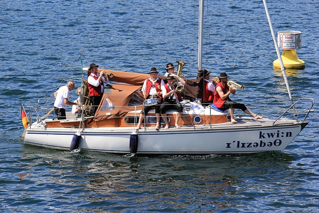 执法拜仁慕 执法拜仁慕